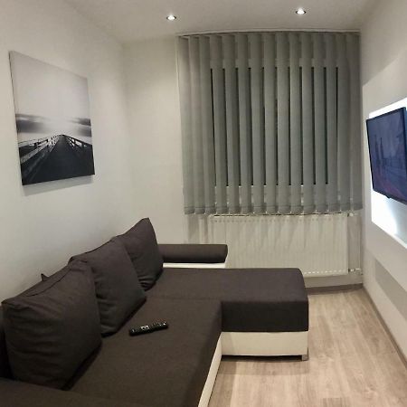 Zsuzsi Apartman Шиофок Экстерьер фото