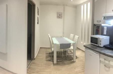 Zsuzsi Apartman Шиофок Экстерьер фото