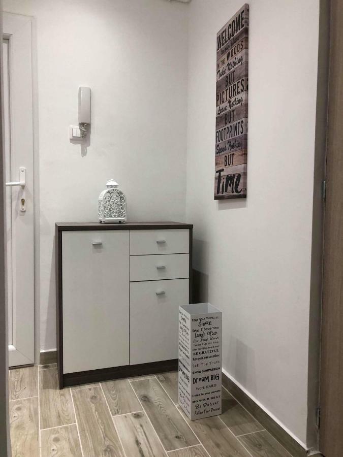Zsuzsi Apartman Шиофок Экстерьер фото