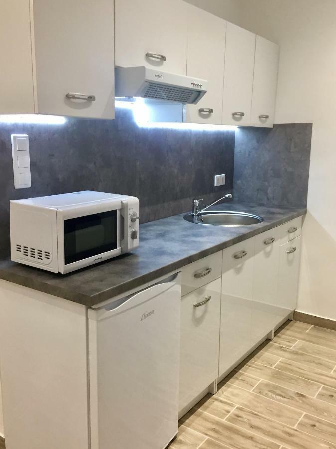 Zsuzsi Apartman Шиофок Экстерьер фото