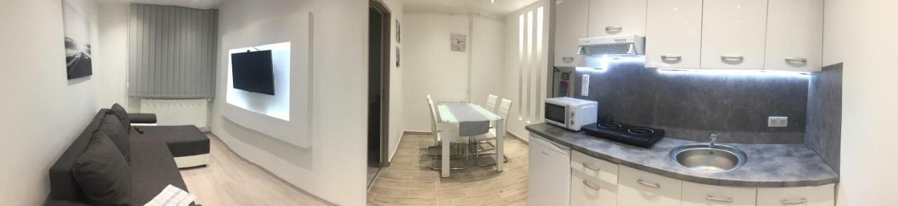 Zsuzsi Apartman Шиофок Экстерьер фото